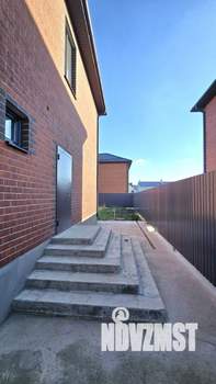 Дом 120м&sup2;, 2-этажный, участок 4 сот.  