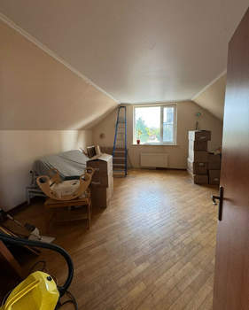 Дом 178м&sup2;, 2-этажный, участок 5 сот.  