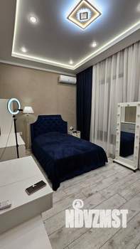 Дом 241м&sup2;, 3-этажный, участок 4 сот.  