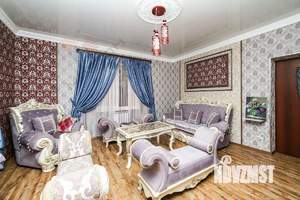 Дом 217м², 3-этажный, участок 4 сот.  