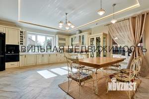 Дом 313м&sup2;, 2-этажный, участок 8 сот.  