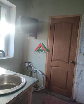 Дом 40м&sup2;, 1-этажный, участок 4 сот.  