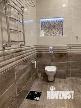 Дом 250м², 2-этажный, участок 10 сот.  