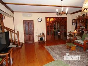 Дом 225м², 2-этажный, участок 8 сот.  