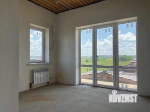 Дом 162м&sup2;, 2-этажный, участок 4 сот.  