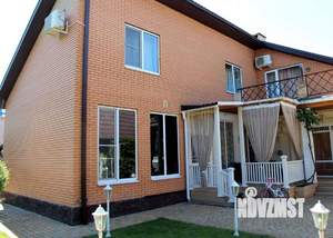 Дом 270м², 2-этажный, участок 8 сот.  