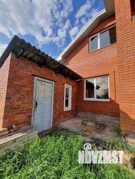 Дом 179м&sup2;, 2-этажный, участок 6 сот.  