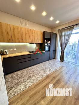 Дом 118м&sup2;, 2-этажный, участок 4 сот.  