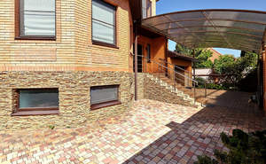 Дом 365м&sup2;, 2-этажный, участок 6 сот.  