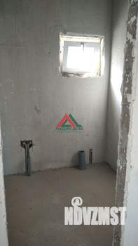 Дом 79м&sup2;, 3-этажный, участок 3 сот.  