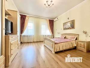 Дом 117м&sup2;, 2-этажный, участок 5 сот.  