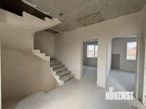 Коттедж 128м&sup2;, 3-этажный, участок 3 сот.  