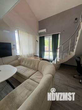 Дом 136м&sup2;, 2-этажный, участок 6 сот.  