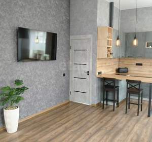 Дом 100м&sup2;, 2-этажный, участок 4 сот.  