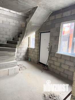 Дом 50м&sup2;, 2-этажный, участок 2 сот.  