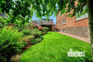 Дом 379м², 2-этажный, участок 7 сот.  