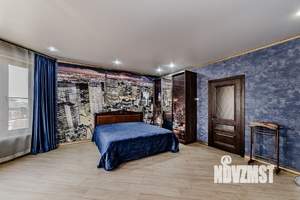 Дом 160м&sup2;, 2-этажный, участок 4 сот.  