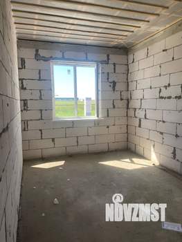 Дом 100м&sup2;, 2-этажный, участок 4 сот.  