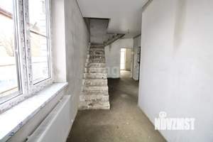 Дом 140м&sup2;, 2-этажный, участок 3 сот.  