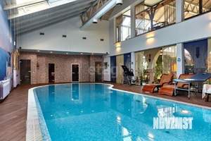 Дом 892м², 2-этажный, участок 19 сот.  