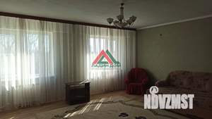 Дом 327м&sup2;, 2-этажный, участок 8 сот.  