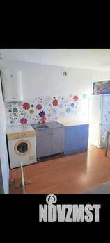 Дом 50м², 3-этажный, участок 4 сот.  