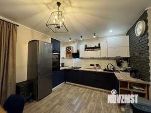 Дом 179м², 2-этажный, участок 6 сот.  