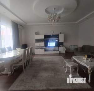 Дом 165м&sup2;, 2-этажный, участок 4 сот.  