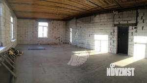 Дом 180м&sup2;, 2-этажный, участок 8 сот.  