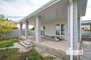 Дом 203м&sup2;, 2-этажный, участок 5 сот.  