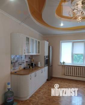 Дом 218м², 2-этажный, участок 6 сот.  