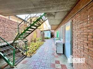 Дом 167м&sup2;, 2-этажный, участок 3 сот.  