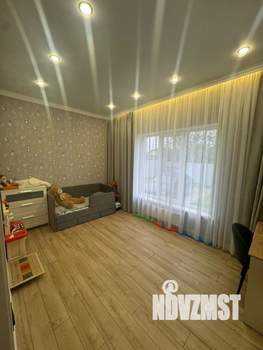 Дом 135м&sup2;, 1-этажный, участок 6 сот.  