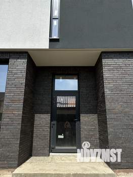 Дом 200м², 2-этажный, участок 5 сот.  