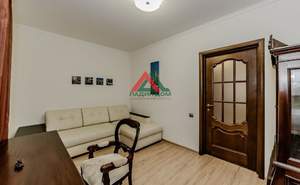 Дом 349м&sup2;, 3-этажный, участок 10 сот.  