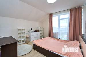 Дом 110м&sup2;, 2-этажный, участок 3 сот.  