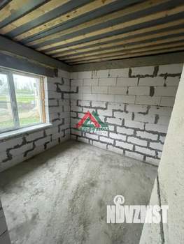 Дом 100м&sup2;, 1-этажный, участок 4 сот.  