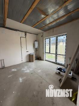 Дом 67м&sup2;, 2-этажный, участок 2 сот.  