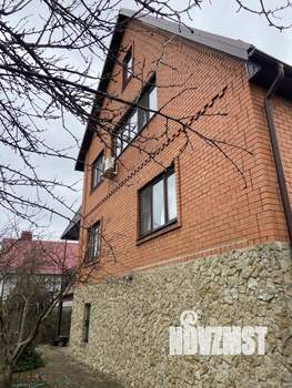 Дом 327м&sup2;, 3-этажный, участок 12 сот.  