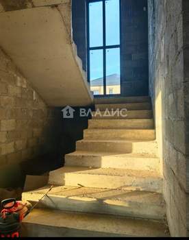 Дом 180м², 2-этажный, участок 6 сот.  