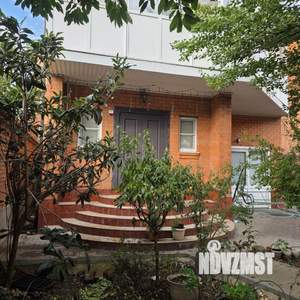 Дом 179м², 2-этажный, участок 4 сот.  