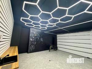 Дом 301м&sup2;, 1-этажный, участок 16 сот.  