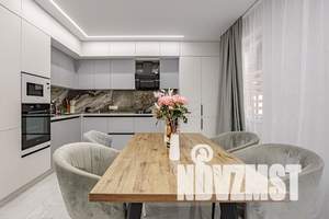 Дом 160м&sup2;, 2-этажный, участок 5 сот.  