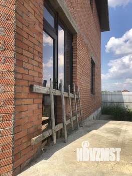 Дом 283м², 3-этажный, участок 8 сот.  