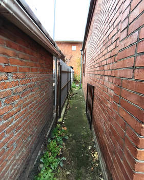 Дом 30м&sup2;, 1-этажный, участок 1 сот.  