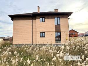 Коттедж 232м&sup2;, 2-этажный, участок 10 сот.  