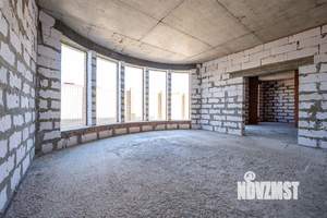 Дом 315м&sup2;, 2-этажный, участок 4 сот.  