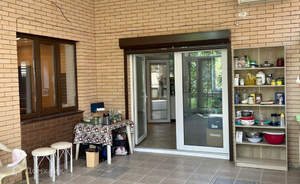 Дом 222м&sup2;, 2-этажный, участок 6 сот.  