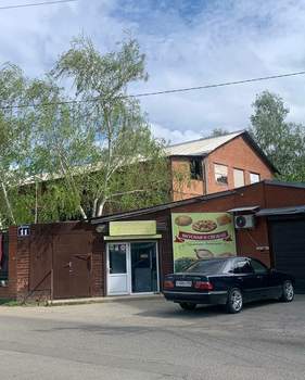 Дом 1490м², 3-этажный, участок 15 сот.  