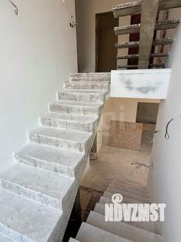 Дом 151м², 3-этажный, участок 421 сот.  